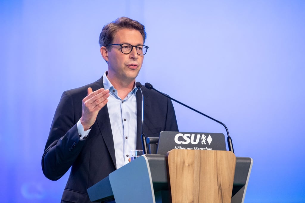 Markus Blume, CSU-Generalsekretär, spricht während dem CSU-Parteitag.
