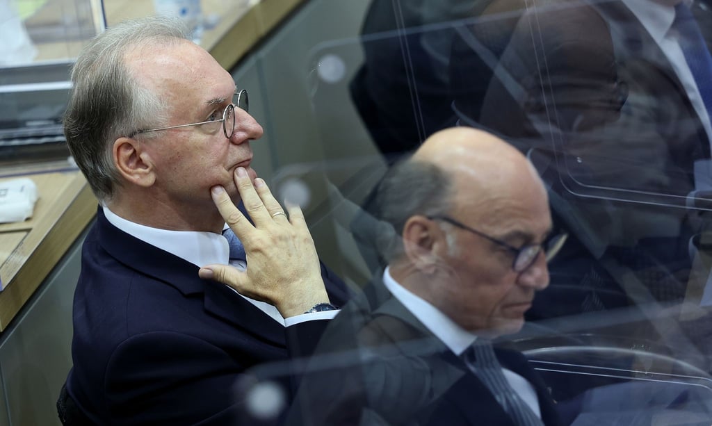 Reiner Haseloff (CDU, l)ist erneut zum Ministerpräsident von Sachsen-Anhalt gewählt worden.