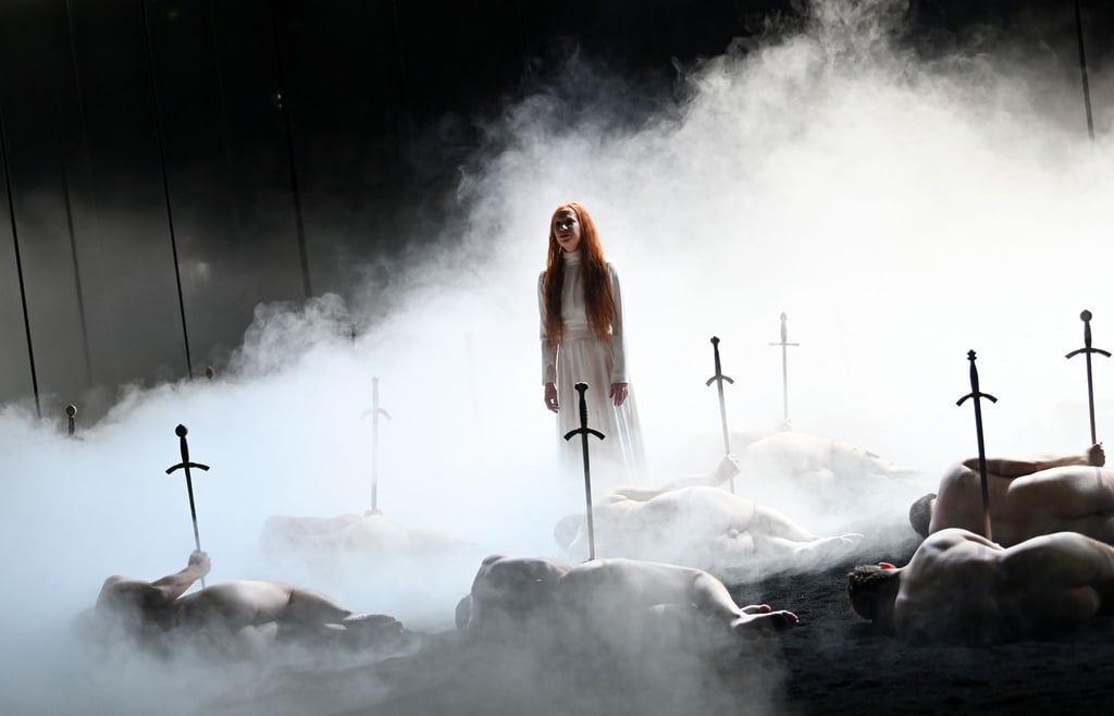 Birgit Minichmayr (Maria Stuart, Königin von Schottland) spielt während der Fotoprobe zum Schauspiel "Maria Stuart".