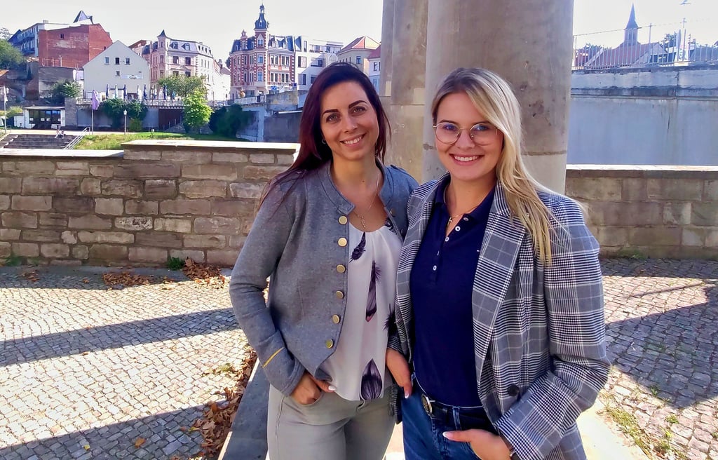 Anne Hergeselle (l.) und Laura Kießhauer wollen Mut machen für den Sprung in die Selbstständigkeit.