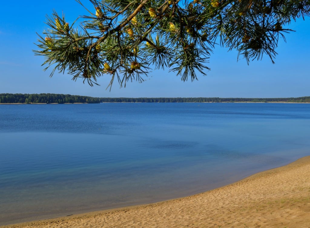 Blick auf den Helenesee.