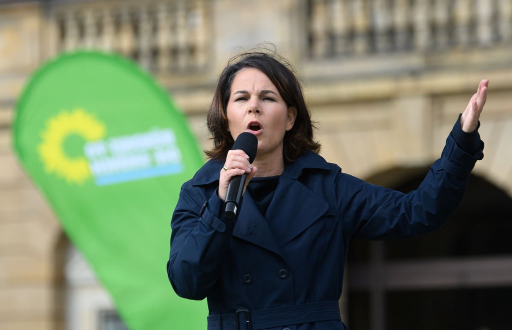 Annalena Baerbock (Die Grünen), Kanzlerkandidatin, spricht während einer Wahlkampfveranstaltung.