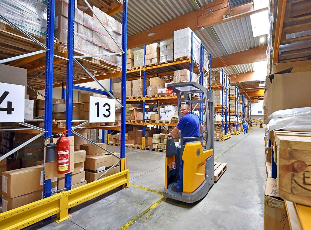Auf 6.000 Quadratmetern lagern die Produkte.
