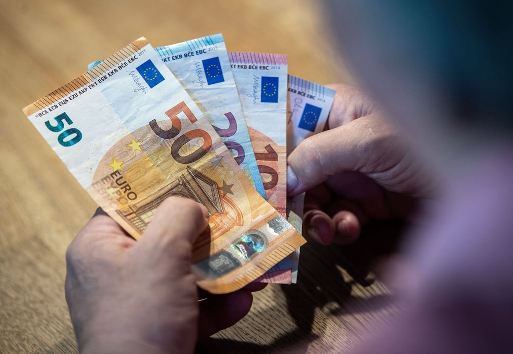 Mehr als 2,5 Millionen Menschen in Deutschland verdienen weniger als 2000 Euro brutto im Monat.