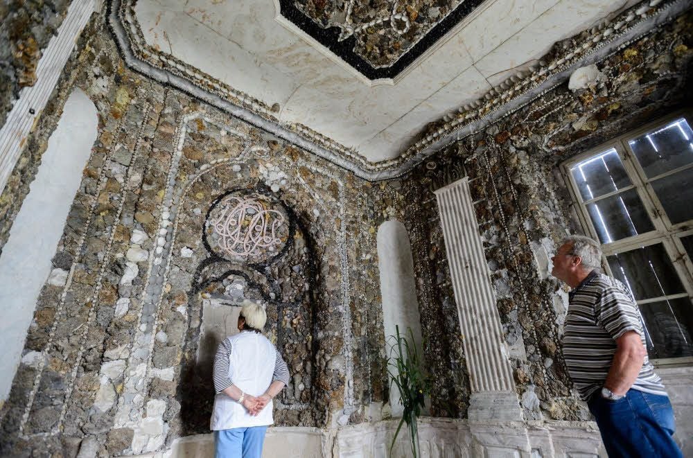 Die barocke Muschelgrotte ist ein besonderes Kleinod im Schloss.