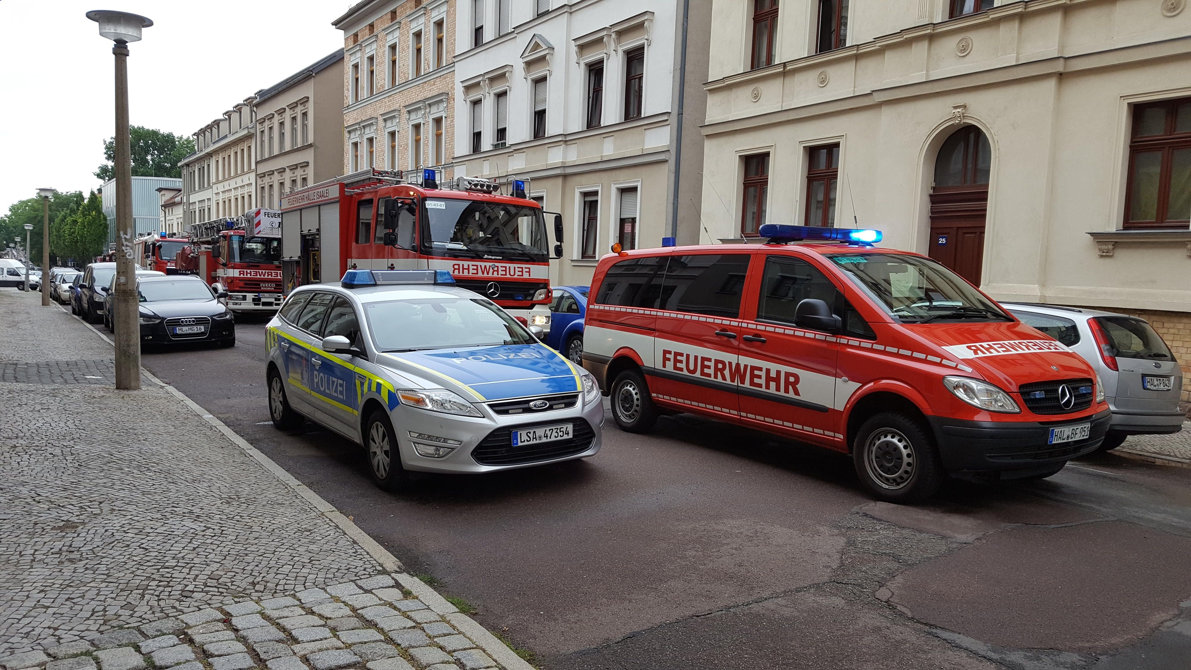 Feuerwehreinsatz: Feuerwehreinsatz In Halle: Essen Auf Dem Herd Vergessen