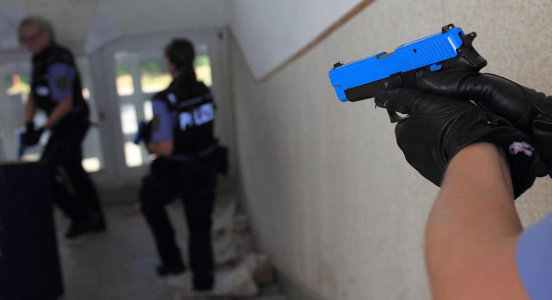 Bei einer groß angelegten Terror-Übung sollen die Einsatzkräfte in Sachsen-Anhalt für den Ernstfall trainieren.