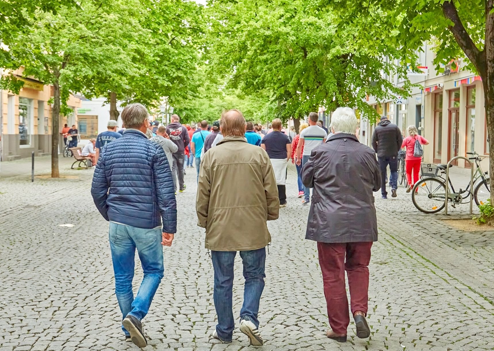 Am Montagabend gab es wie schon in der Vorwoche eine Demonstration gegen die von der Politik verordneten Beschränkungen im Zuge der Corona-Pandemie.