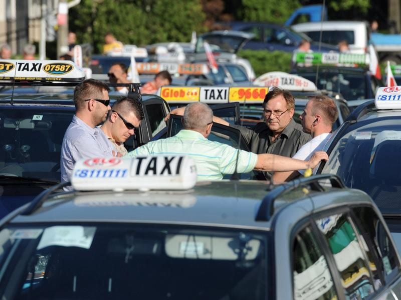 Gerade im Ausland ist man Taxifahrern mehr oder weniger ausgeliefert.