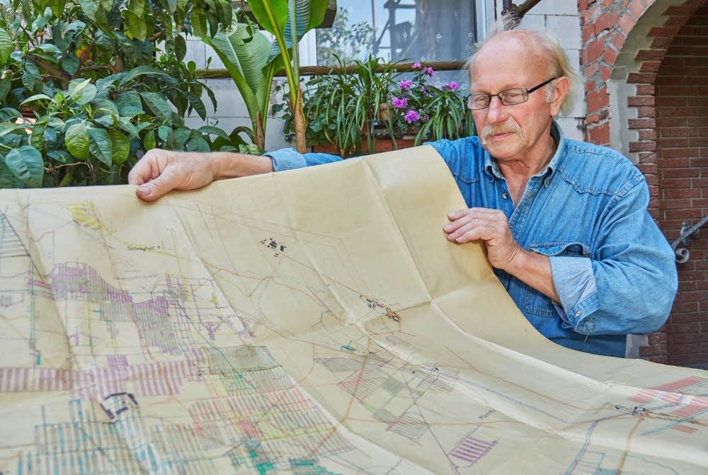 Reinhardt Weiser hat eine knapp 100 Jahre alte Karte, die zeigt, welche Teile Baalberges unterhöhlt sind.