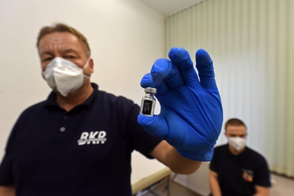 Termine sind begehrt und rar. Sie hängen von dem Umfang der Impfstofflieferungen ab.