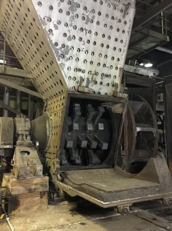 In sechs großen Kohlemühlen wurde die Braunkohle gemahlen. Der Staub wurde anschließend verfeuert.