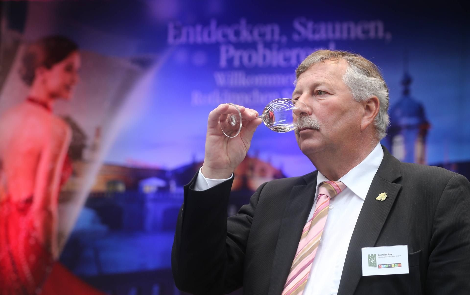 Der Vorsitzede der Winzervereinigung, Siegfried Boy, legt sein Amt nieder.
