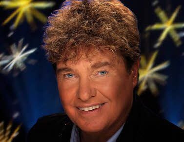 Der Schlagerstar Frank Schöbel gibt am 1. Dezember in Wittenberg ein Weihnachtskonzert.