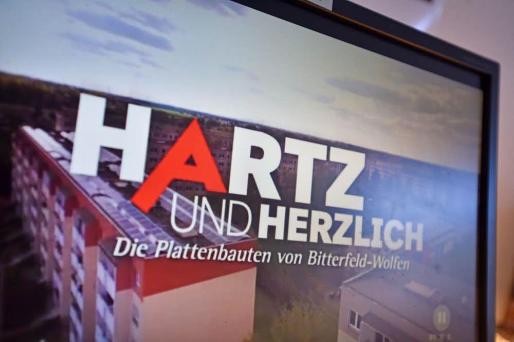 So kündigt RTL II die Sendung über das Leben von Langzeitarbeitslosen in Wolfen-Nord an.