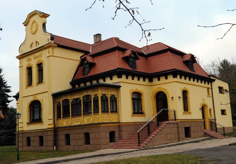 In die Villa Oberhof soll wieder Leben ziehen.