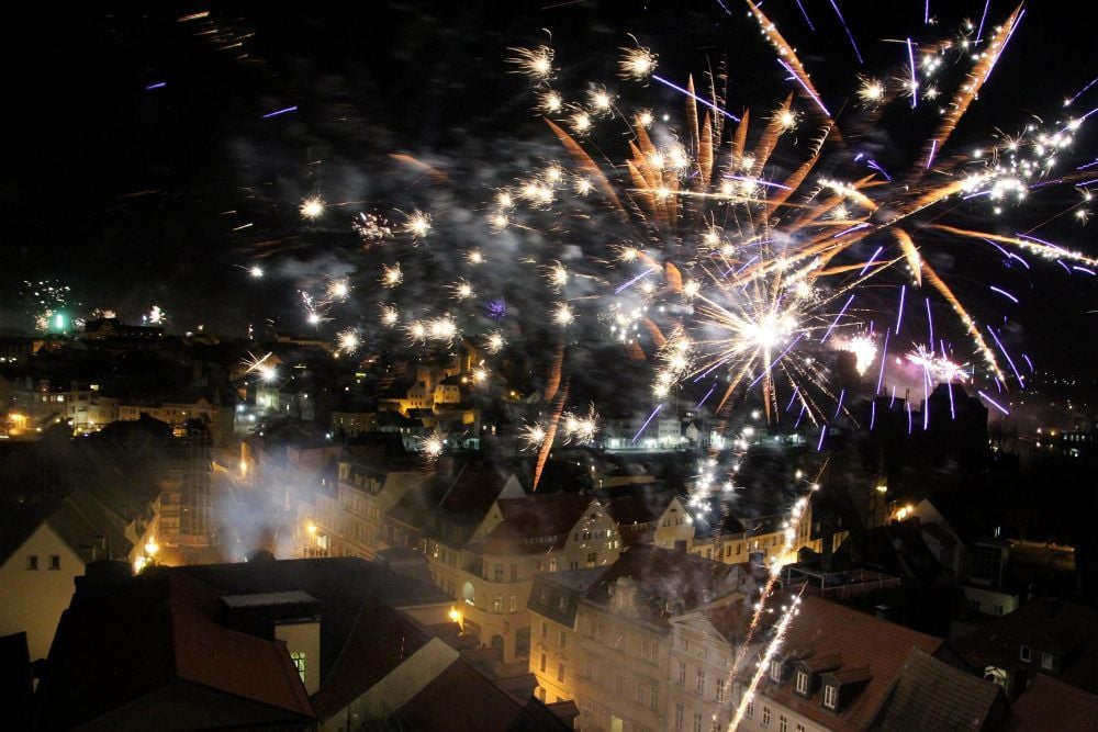Die Bernburger ließen es zu Silvester ordentlich krachen - das hat sich auch in den gemessenen Feinstaubwerten bemerkbar gemacht.