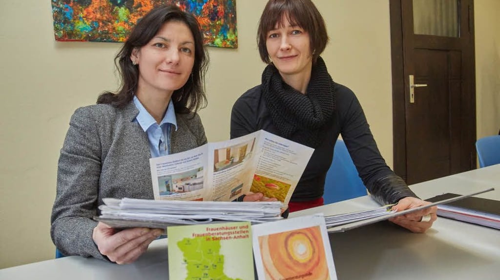 Hilfe Bei Scheidung Für Frauen Trennung Gewalt Drogen: Trennung Scheidung. Gewalt: Verein "Rückenwind