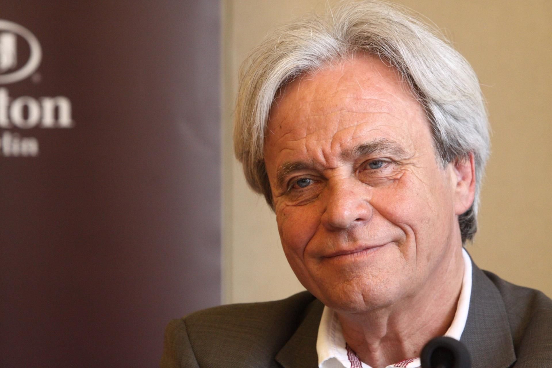 Gerhard Kämpfe wird Kopf des neune Intendanten-Quartetts