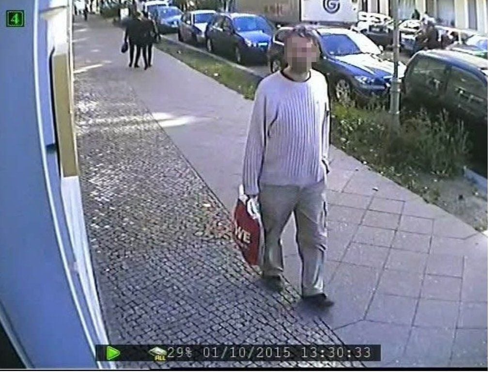 Mit diesem Bild suchte die Polizei nach dem mutmaßlichen Entführer von Mohamed.