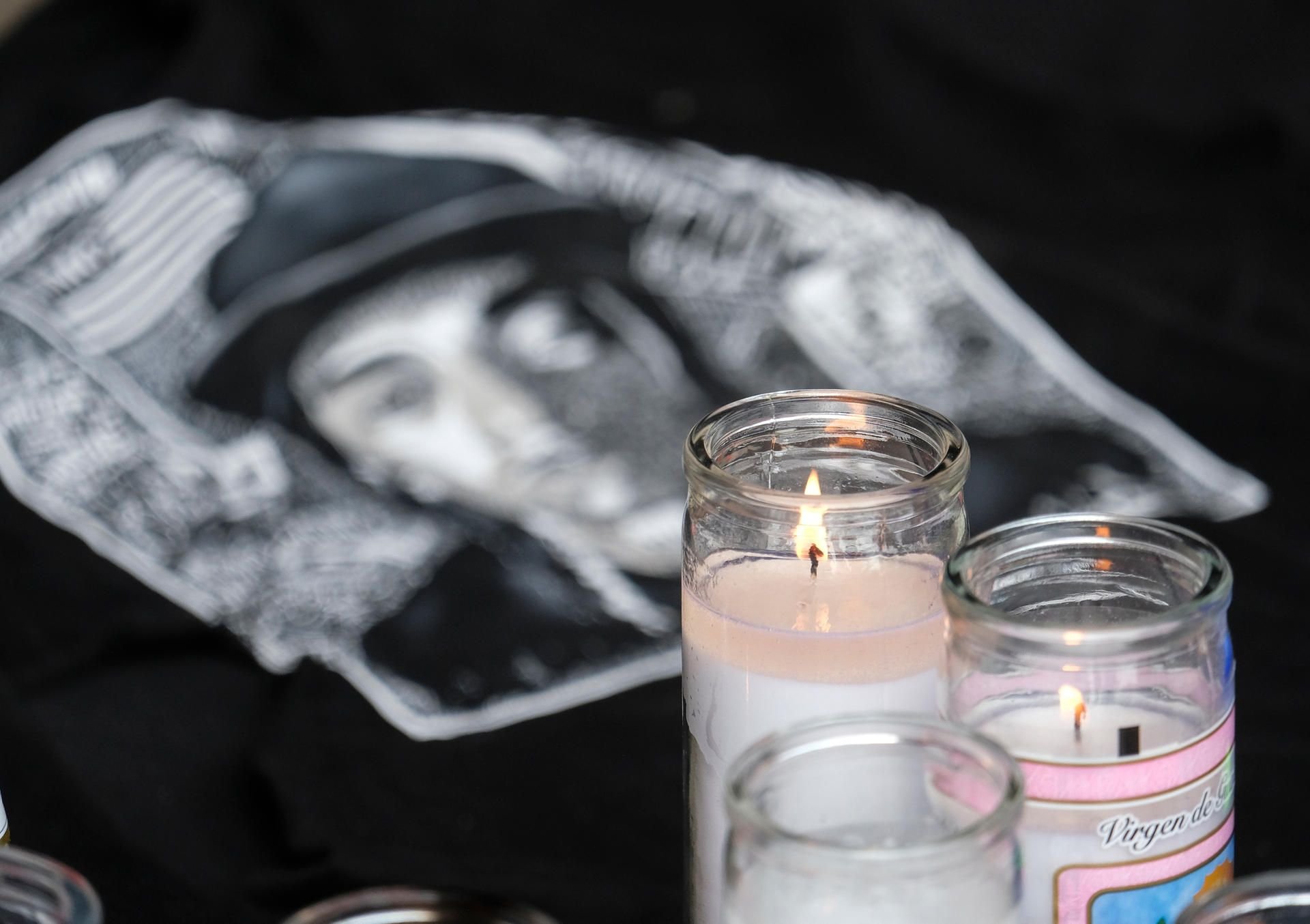 Kerzen in Gedenken an US-Rapper Nipsey Hussle