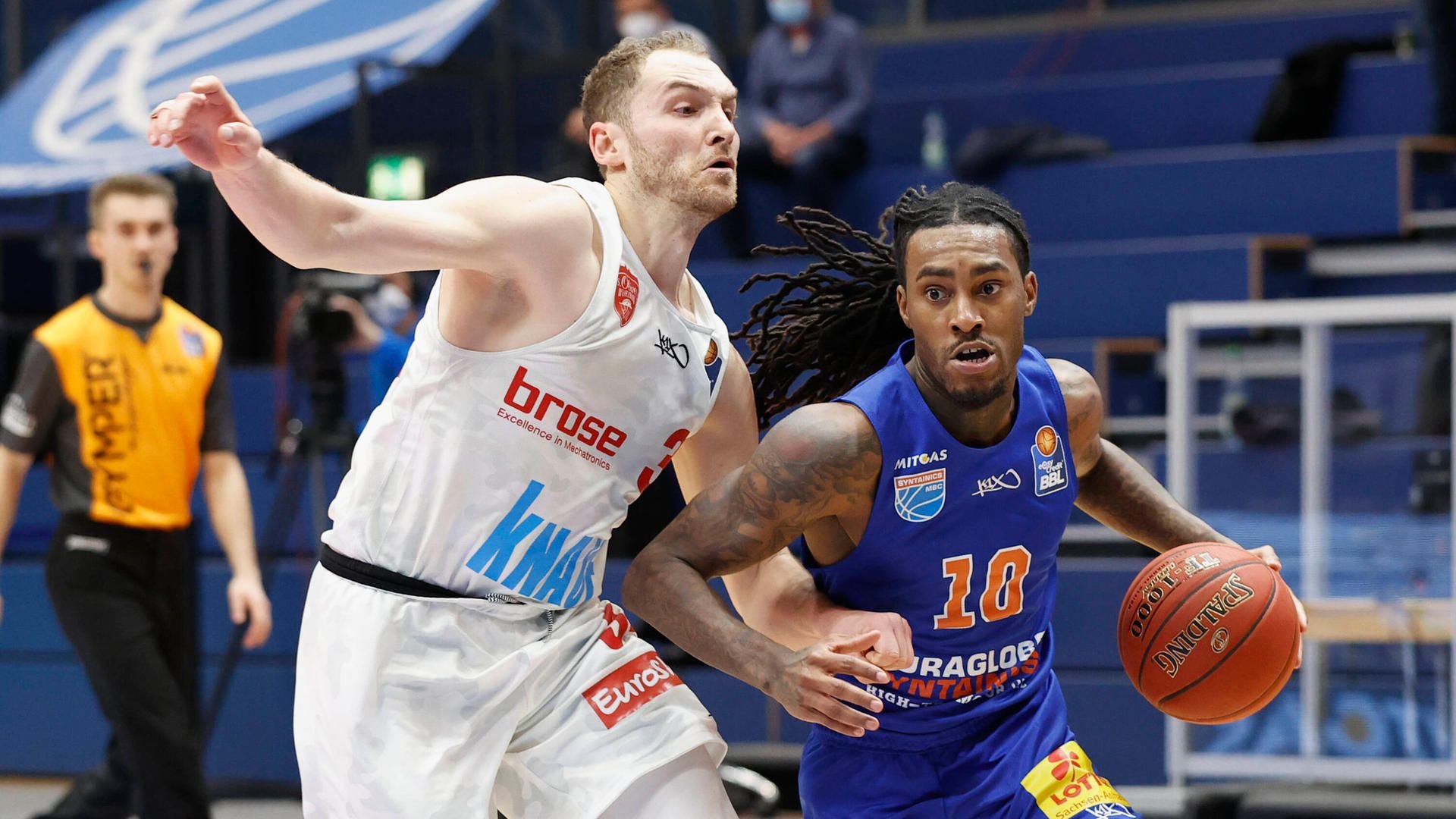 MBC-Spielmacher Cat Barber (r.) kam im Spiel gegen Würzburg auf bemerkenswerte Statistiken.