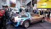Im Kinofilm „Zurück in die Zukunft” reisten die Helden mit einem DeLorean-Sportwagen vor und zurück in der Zeit.