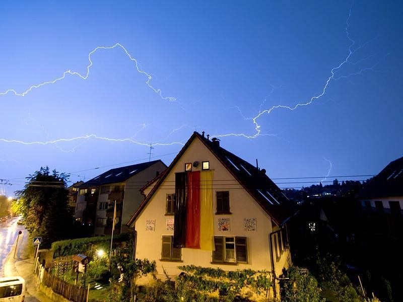 Starkregen und Unwetter haben Auswirkungen auf die Sicherheit von Immobilien.