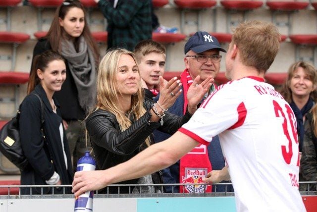 Auch Georg Teigl und Freundin Karin Kaswurm geben sich das Ja-Wort.