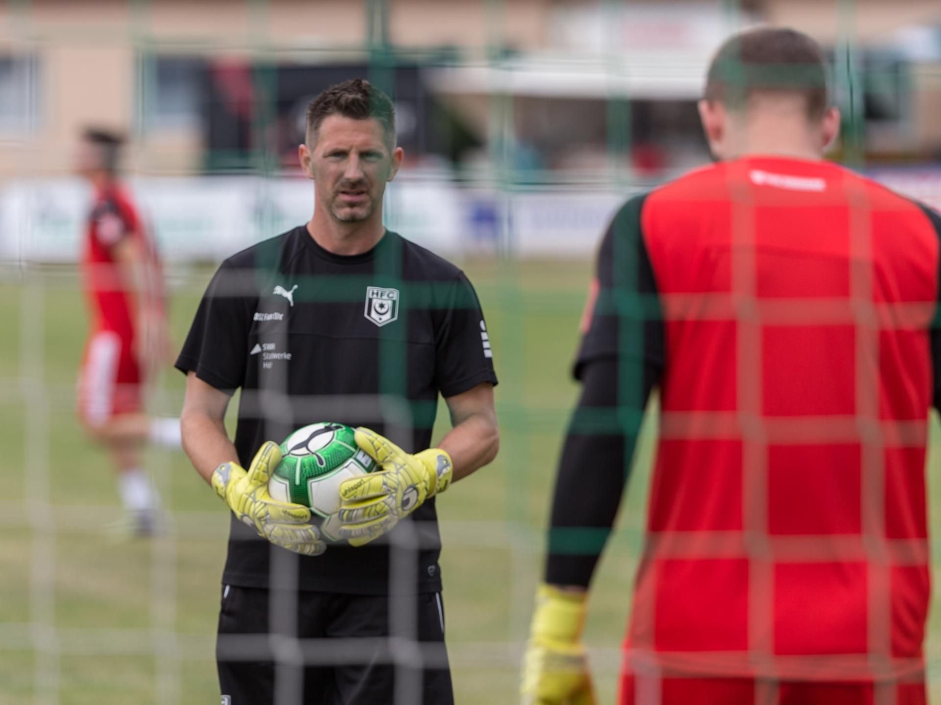 Unschöner Abschied für Bernd Jayme vom Halleschen FC.