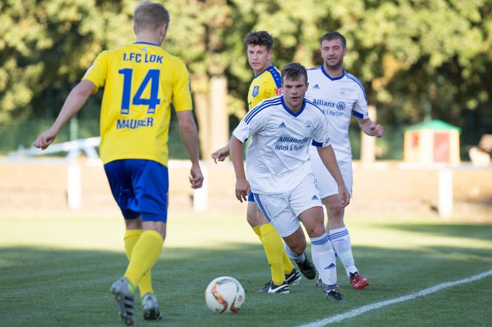 Beim Testspiel gegen den 1. FC Lok Leipzig kamen rund 500 Zuschauer auf die Roßlauer Sportanlage. Mit einer ähnlichen Zahl rechnet der SV Germania auch am Sonnabend, wenn um 18 Uhr Drittligist Hallescher FC zu Gast sein wird