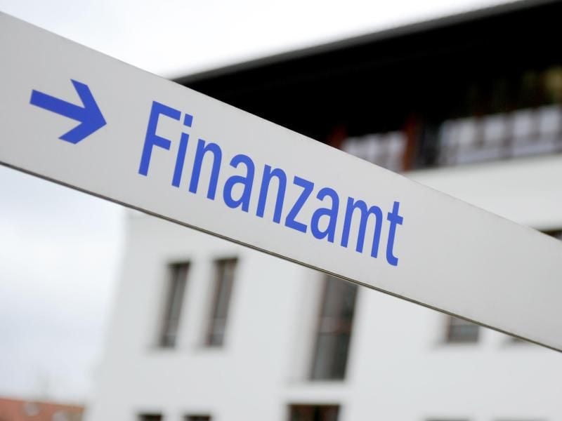 Auch das Finanzamt macht Fehler - jeder dritte Steuerbescheid ist falsch.