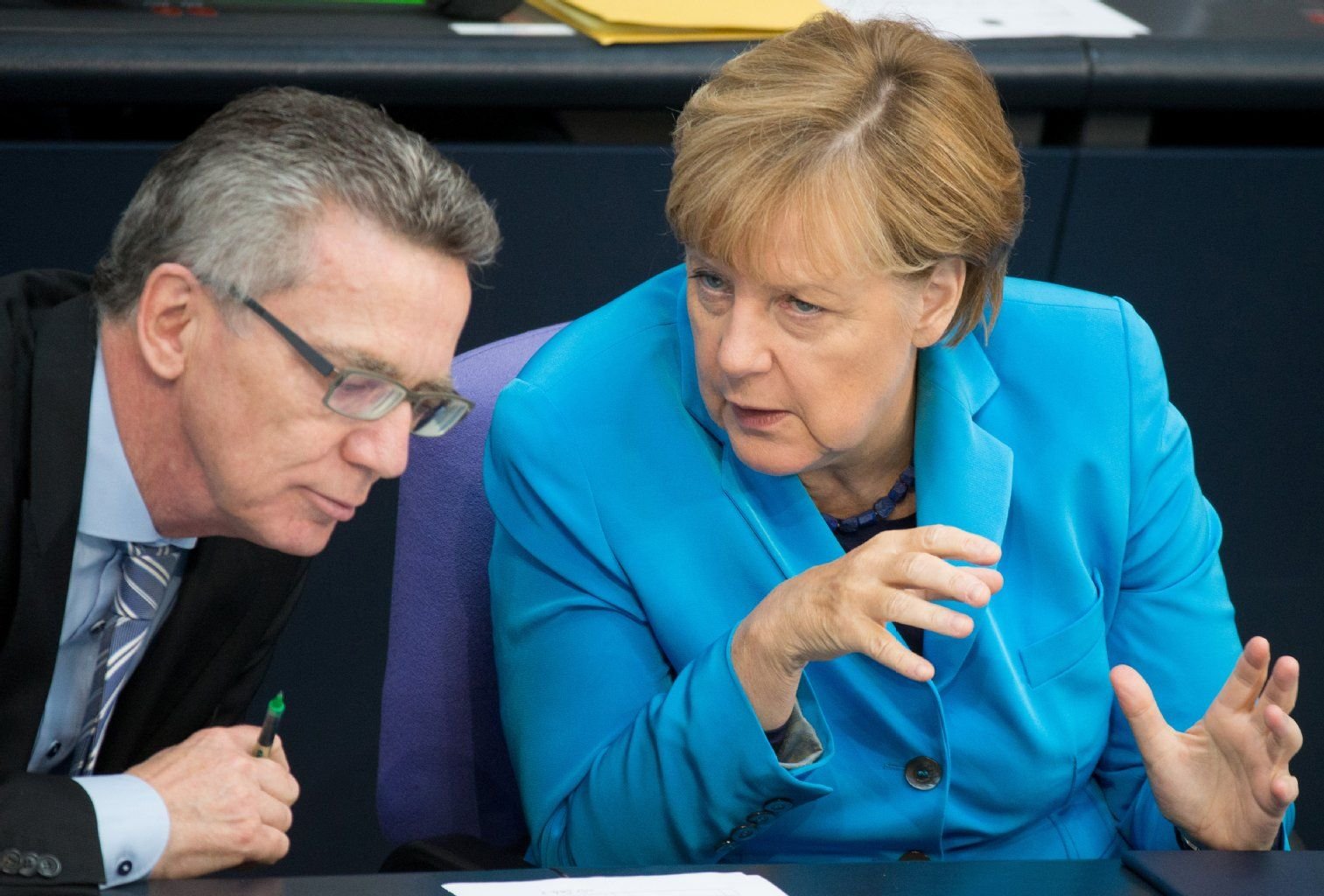 Innenminister de Maizière sieht Kanzlerin Merkel in der Verantwortung für die Ungeordnete Zuwanderung aus Ungarn.