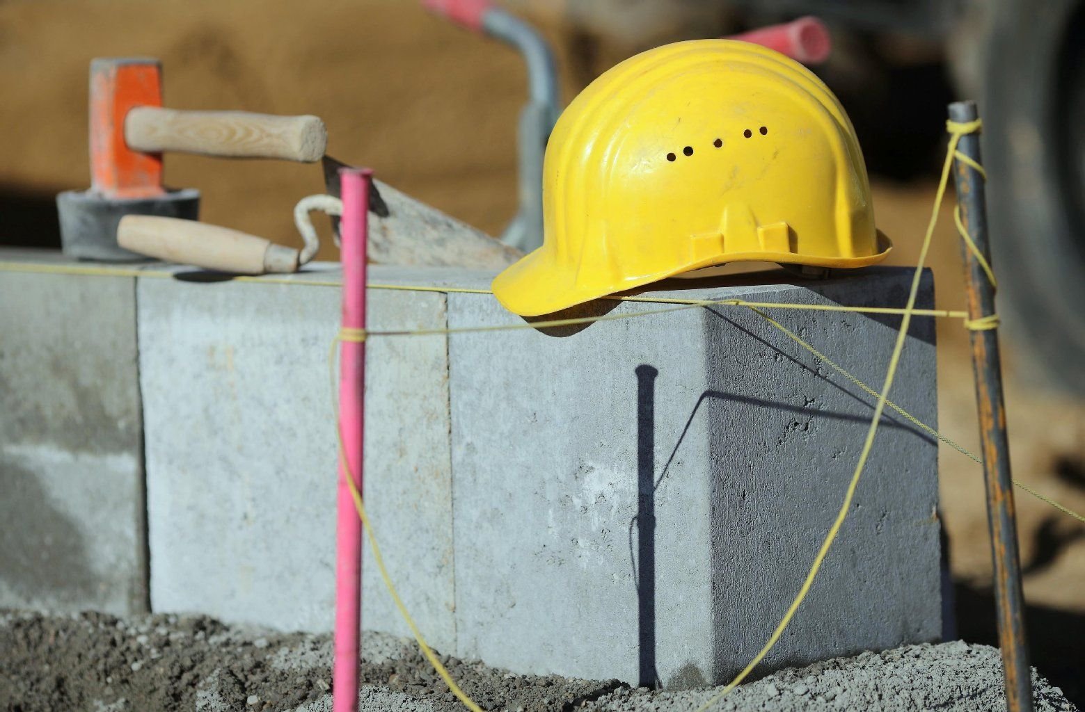 Bei Arbeitsunfällen sind in diesem Jahr in Sachsen-Anhalt bisher vier Menschen tödlich verletzt worden.
