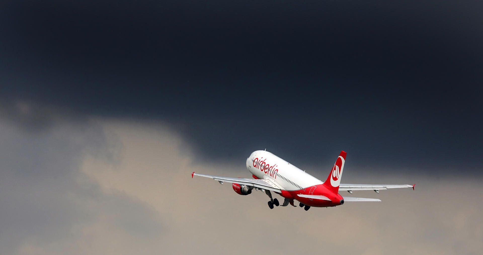 In mehreren deutschen Städten fallen bei Air Berlin erneut Flüge aus.