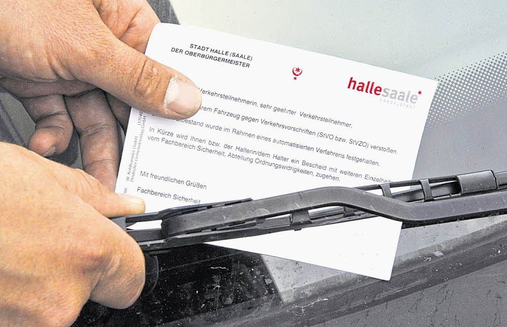 Strafzettel könnten schon bald von Ehrenamtlichen verteilt werden.