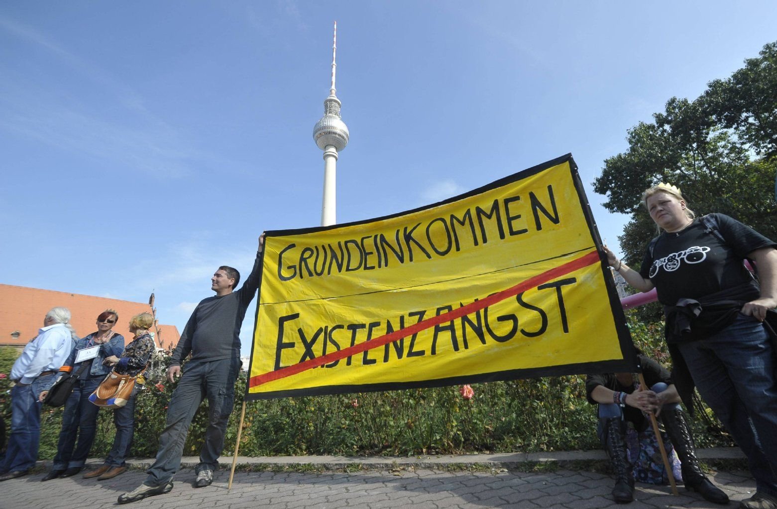 Die Meinungen über das bedingungslose Grundeinkommen gehen weit auseinander.