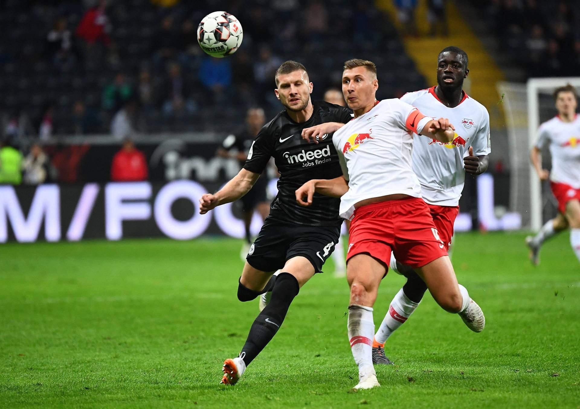 Kapitän Willi Orban gehörte in Frankfurt zu den besten Spielern.