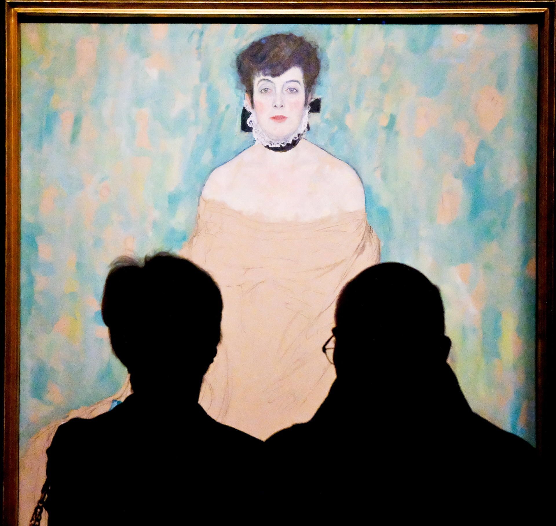 Die „Klimt“-Ausstellung im Kunstmuseum Moritzburg wird gut besucht.