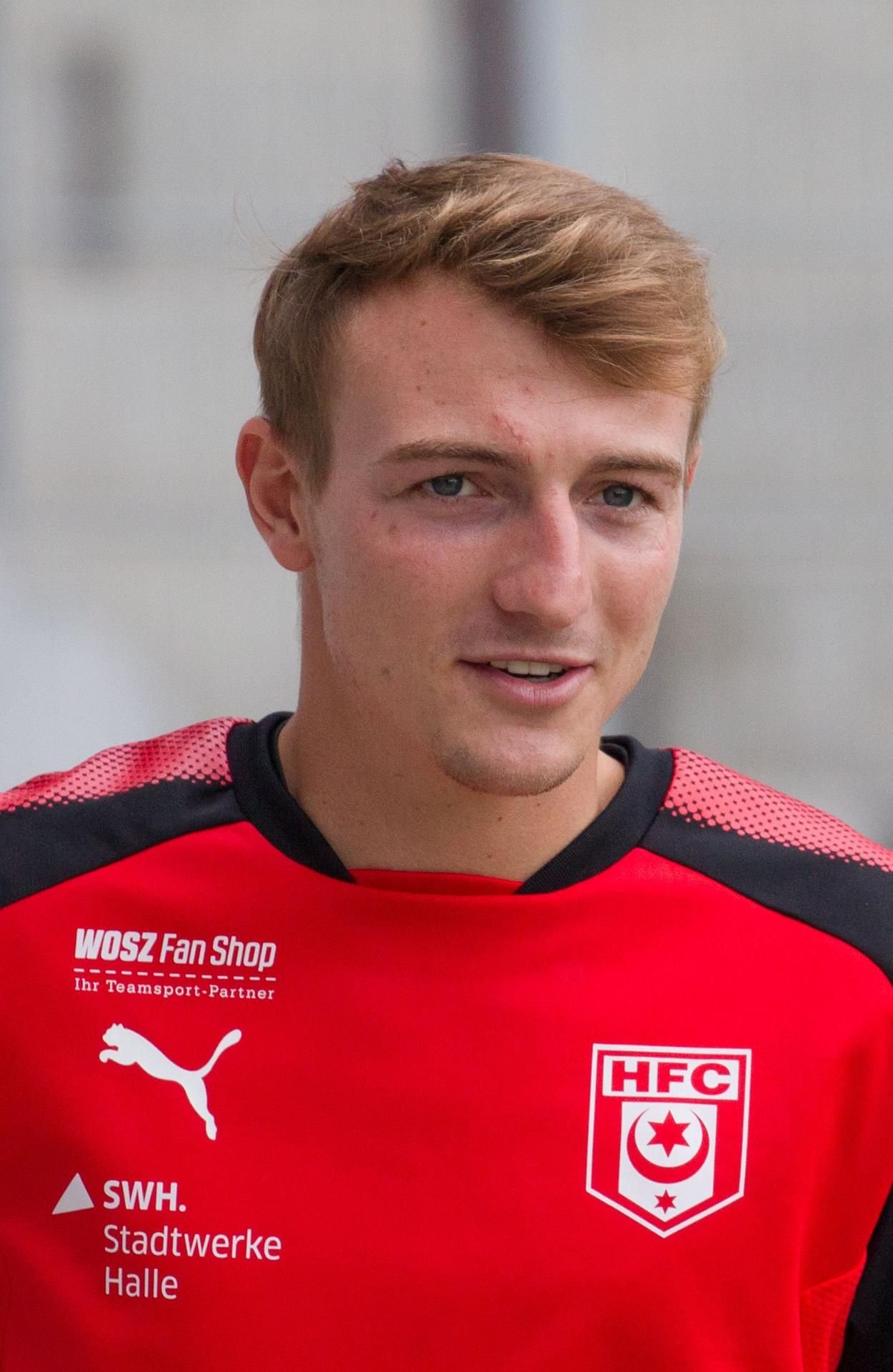 Daniel Bohl gibt auf dem Rasen immer Vollgas. In dieser Saison will er beim Hallschen FC den nächsten Schritt machen.