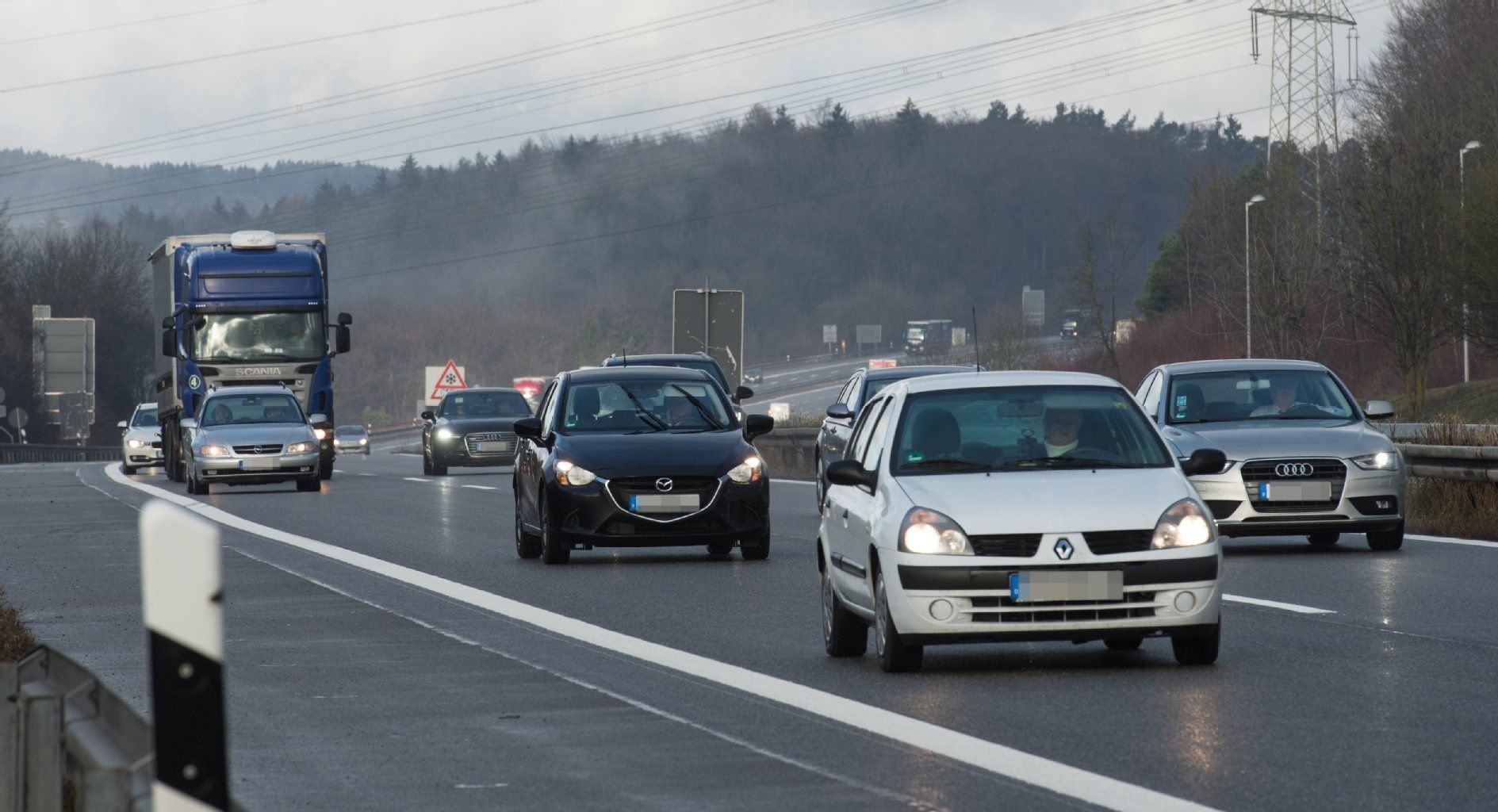 Bund und Automobilsclubs sind gegen ein Tempolimit.