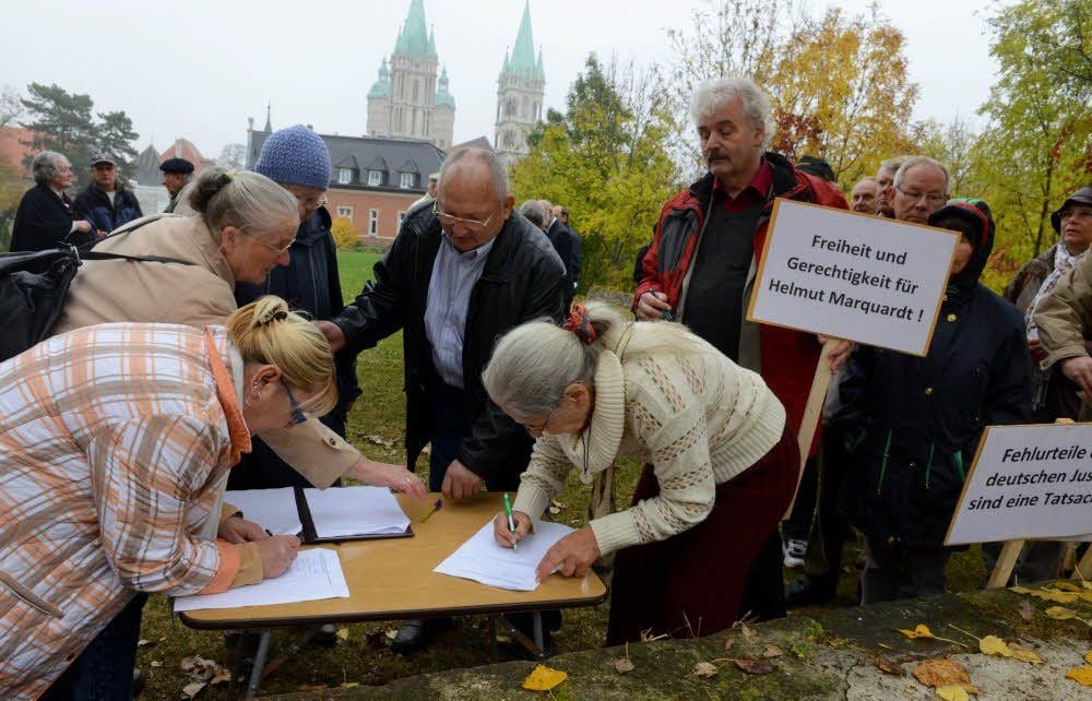 In Naumburg sammelte der Freundeskreis im Jahr 2012 rund 300 Unterschriften für den Verurteilten.