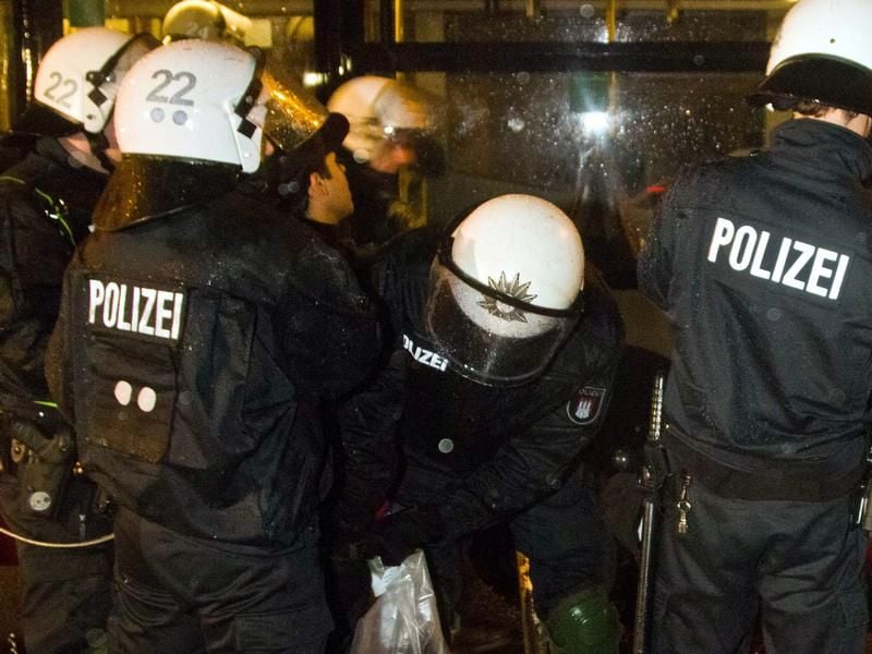 Polizisten im Einsatz: Sie brauchen Schnelligkeit, Koordinationsfähigkeit und eine gute Ausdauer.