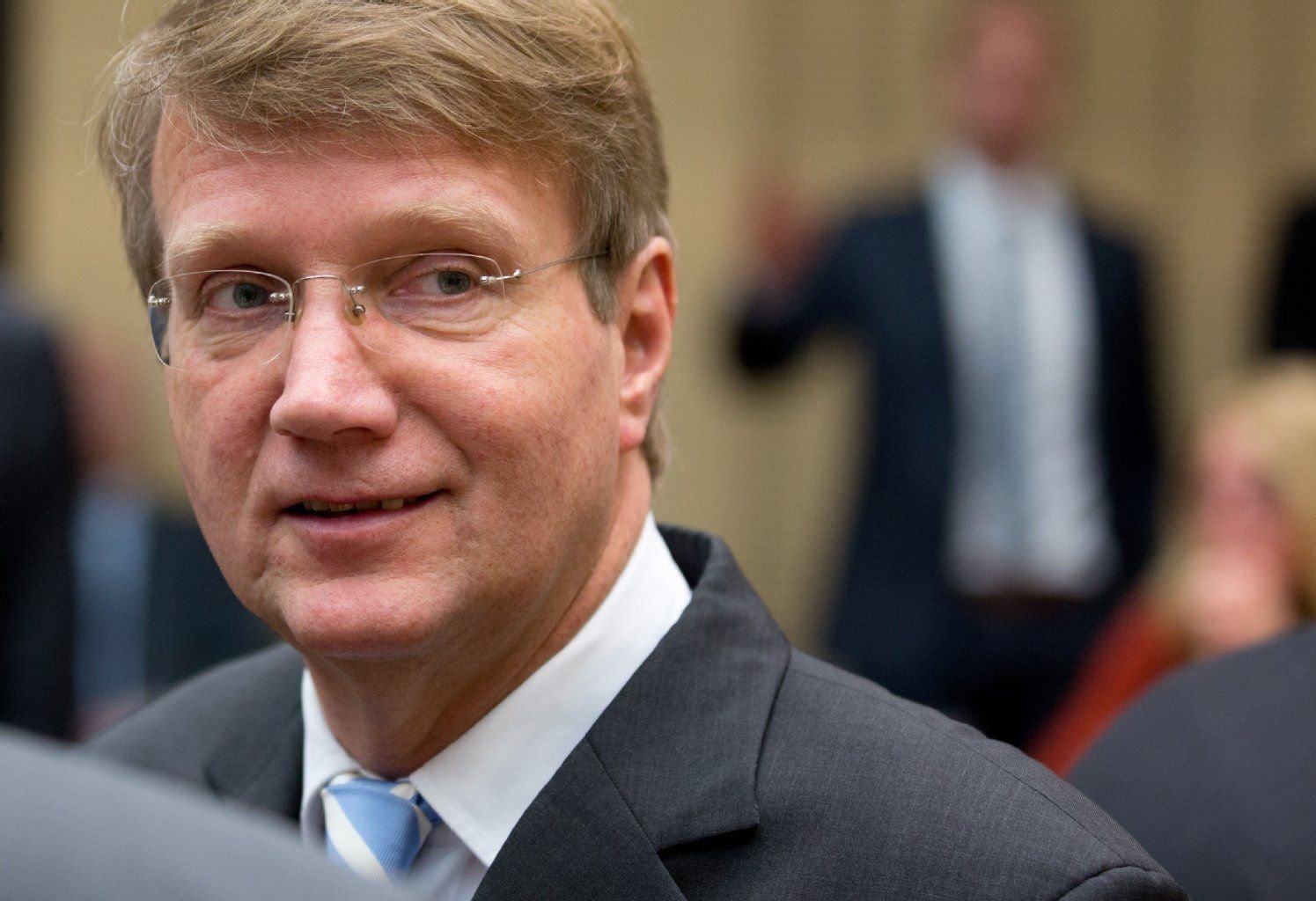 Kanzleramtsminister Ronald Pofalla (CDU) soll laut Medienberichten den Vorstand der Deutschen Bahn verstärken.