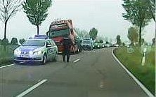 Durch den defekten Lkw kam es in Höhe der Ortslage Löberitz zu einem Stau auf der Umleitungsstrecke.