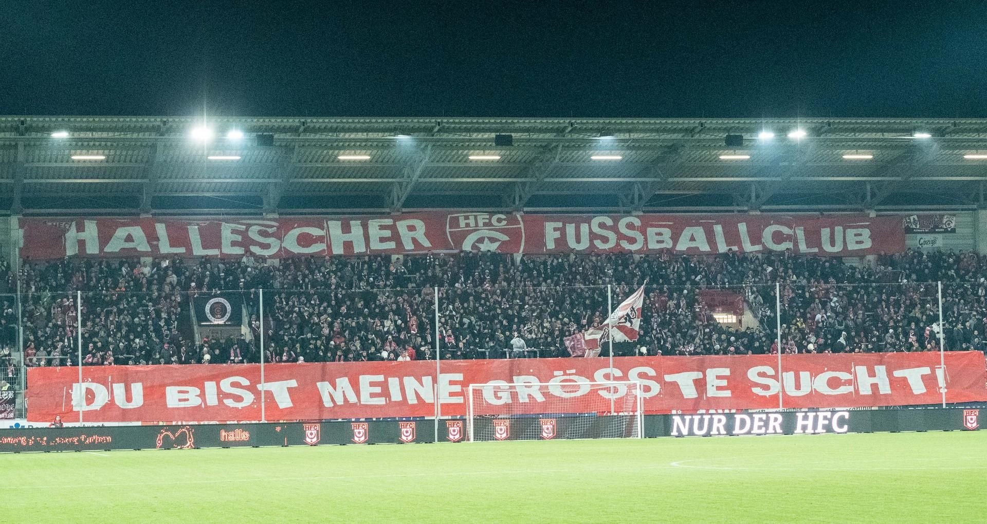 Die Fans des Halleschen FC sind gefragt: Stimmen Sie ab in unserer Umfrage zur Hinrunde.