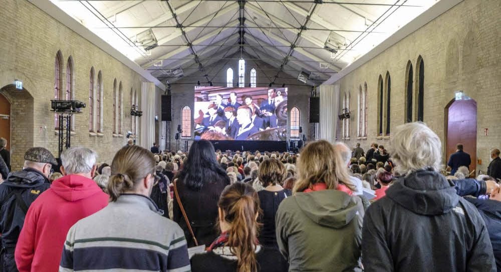 Voll war es überall in der Stadt - auch in die Exerzierhalle kam nicht jeder hinein, der das gewollt hatte. Wer drin war, erlebte allerdings einen rundum gelungenen Nachmittag.