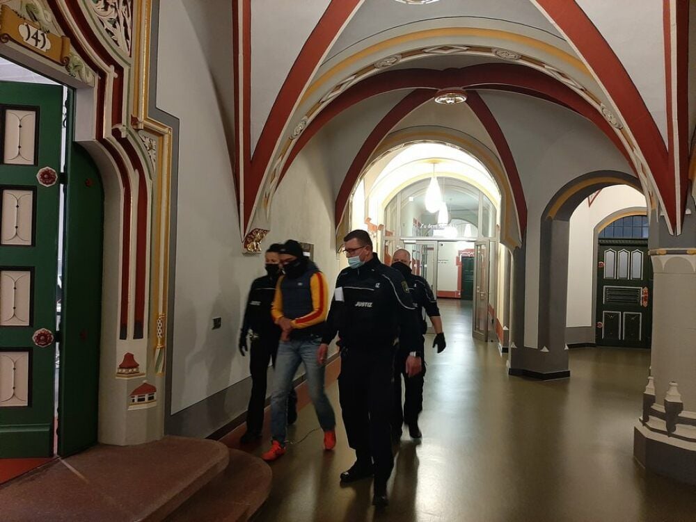 Am Freitag fand der zweite Tag im Prozess um den Kuli-Angriff vor dem Landgericht statt.