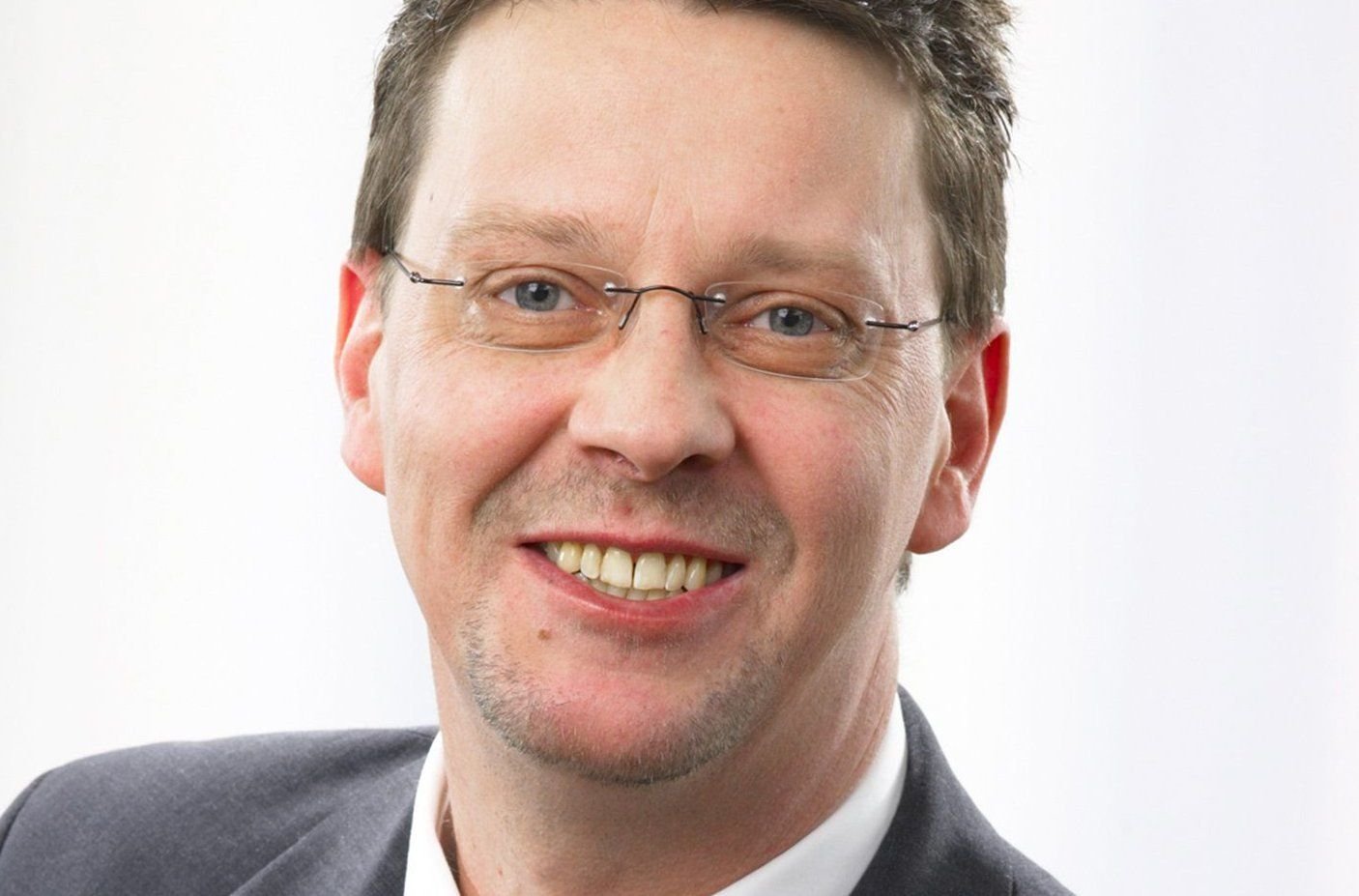 Thomas Bähren ist Karriereberater in Köln. Er hat ein Buch zum Thema Bewerbung geschrieben.