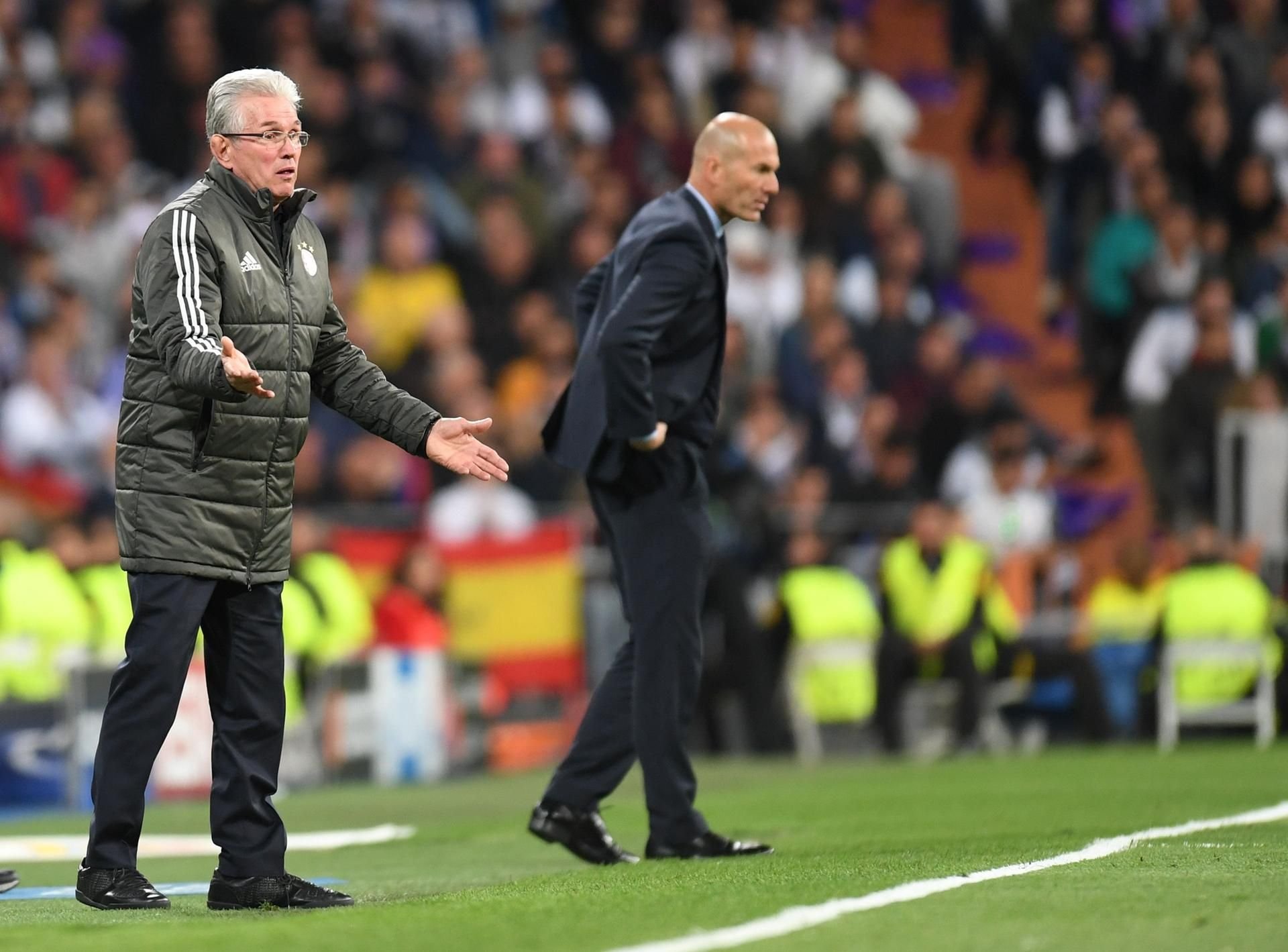 Arbeitete an der Seitenlinie kräftig mit: Bayerns Trainer Jupp Heynckes